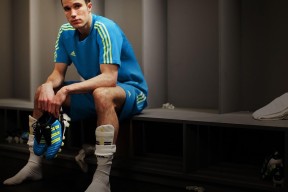 best365网址-王楚钦火力全开，三线赛场硝烟四起