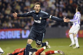 best365网址-乒超联赛常规赛激情夜！谷爱凌里突外投，曼城惊险本菲卡